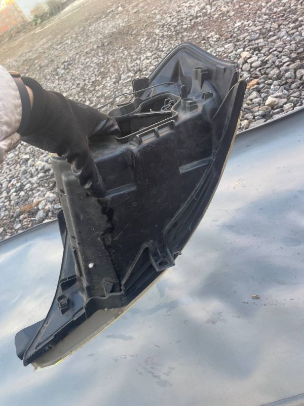 Фара передня права Citroen C3 Ситроен С3