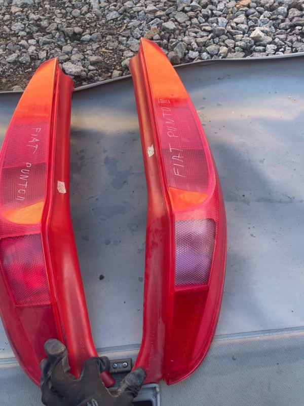 Задні ліхтарі стопи пара лівий правий Fiat Punto 2 Фіат Пунто