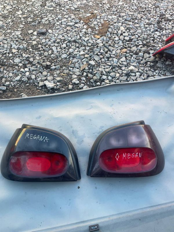 Ліхтарі задні пара лівий правий Renault MEGANE 1 1995-1999 Рено Меган