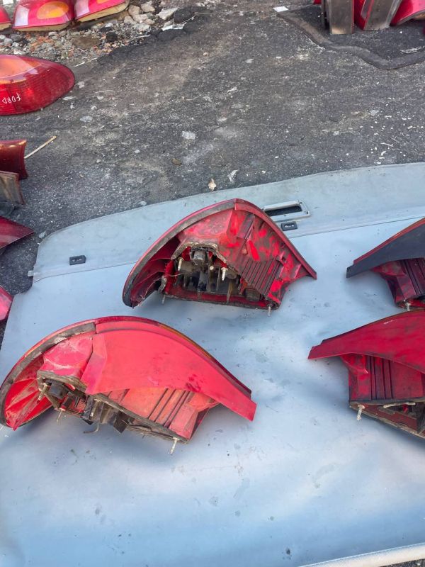 Задні ліхтарі стопи пара лівий правий фонарь Форд Мондео Mondeo MK2