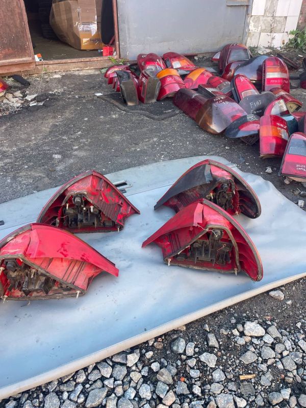 Задні ліхтарі стопи пара лівий правий фонарь Форд Мондео Mondeo MK2