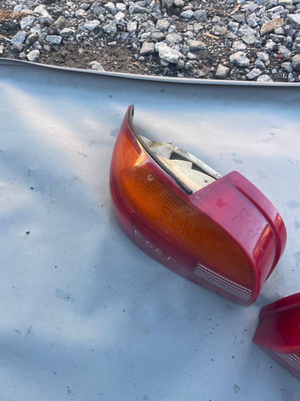 Задні ліхтарі стопи фари пара лівий правий на Ford Mondeo Форд Мондео