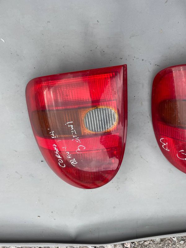 Фонарь стоп правий ліхтар Опель корса б opel corsa b