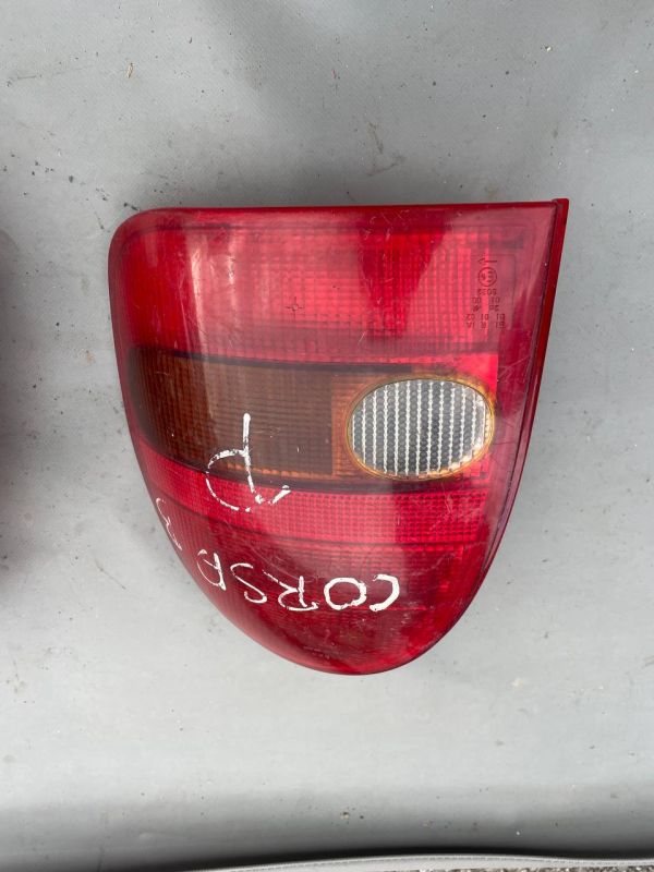 Фонарь стоп правий ліхтар Опель корса б opel corsa b