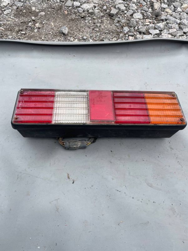 Mercedes W123 стоп-фонар