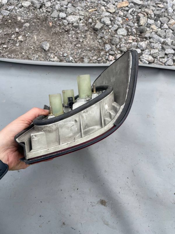 Задній стоп ліхтар лівий Bmw E34 оригінал Бмв стопи 5 series