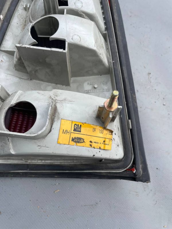 Задній лівий ліхтар стопи Opel Vectra B задні фари опель вектра б