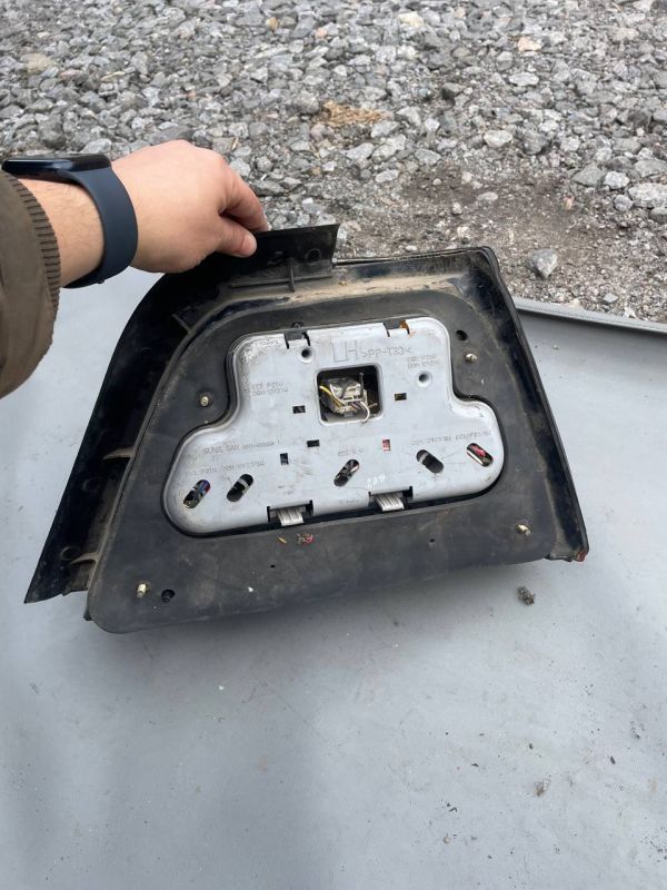 Задній лівий ліхтар стоп фонарь Daewoo nexia Део нексія