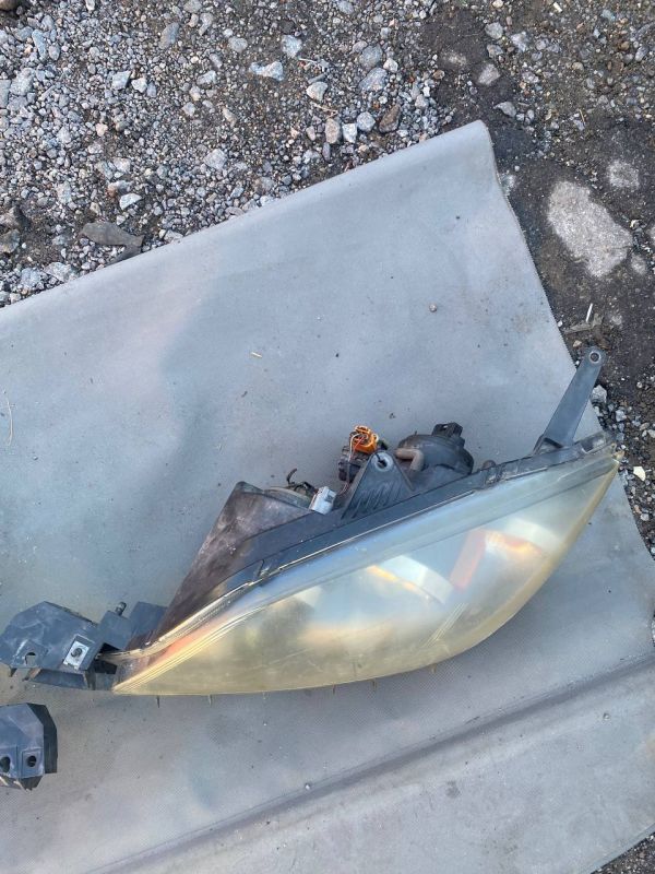 Фари передні пара ліва права мазда 3 Mazda 3