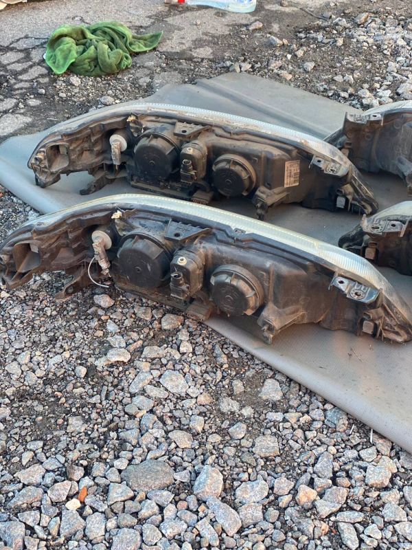 Фари ліва права Рено Лагуна 2 Renault Laguna 2