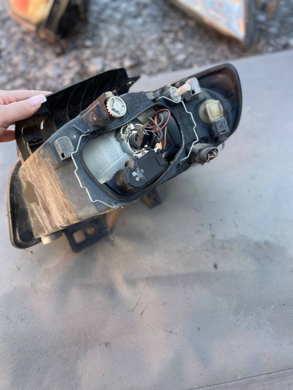 Фара передня права Seat Cordoba I / Ibiza II 1999-2002 Сеат Кордоба Ібіц