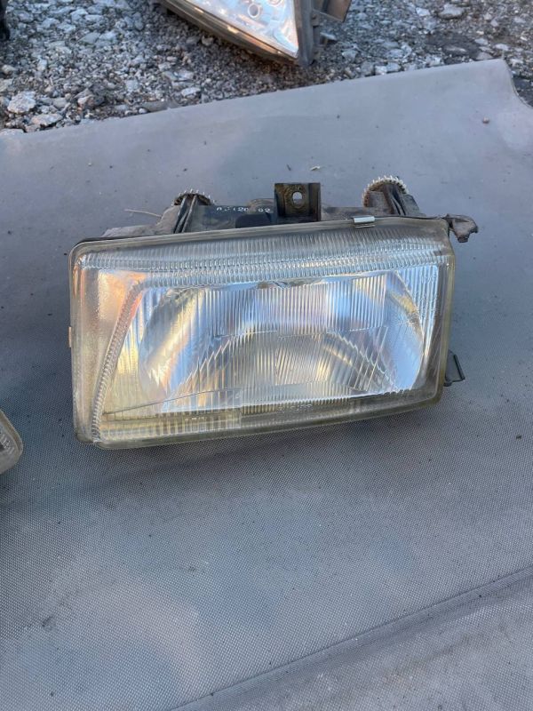 Фари передні права ліва SEAT IBIZA MK2