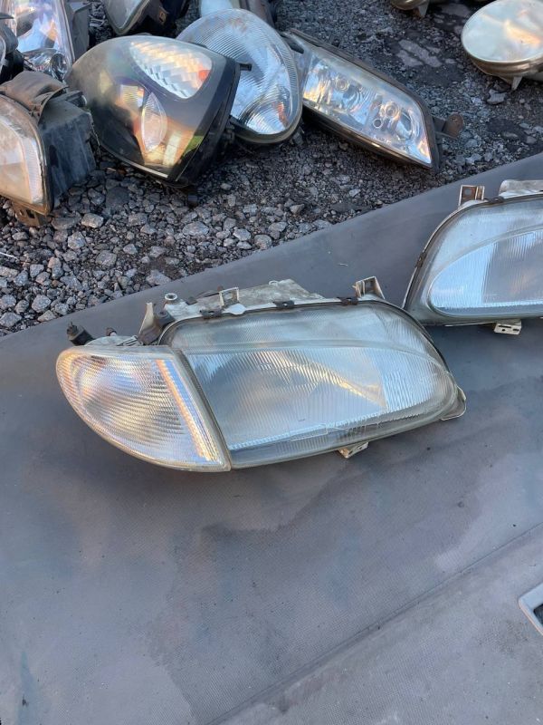 Фари ліва права Фольксваген Шаран Ford Galaxy / Volkswagen Sharan I