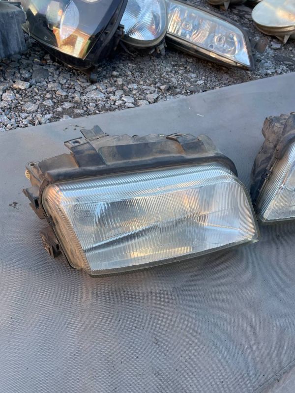 Фари передні пара ліва права оптика Audi A4 B5 Ауді