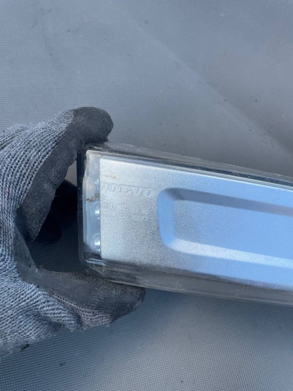 Поворотник правий LED VOLVO FH4 бічний покажчик повороту ВОЛЬВО ФШ4