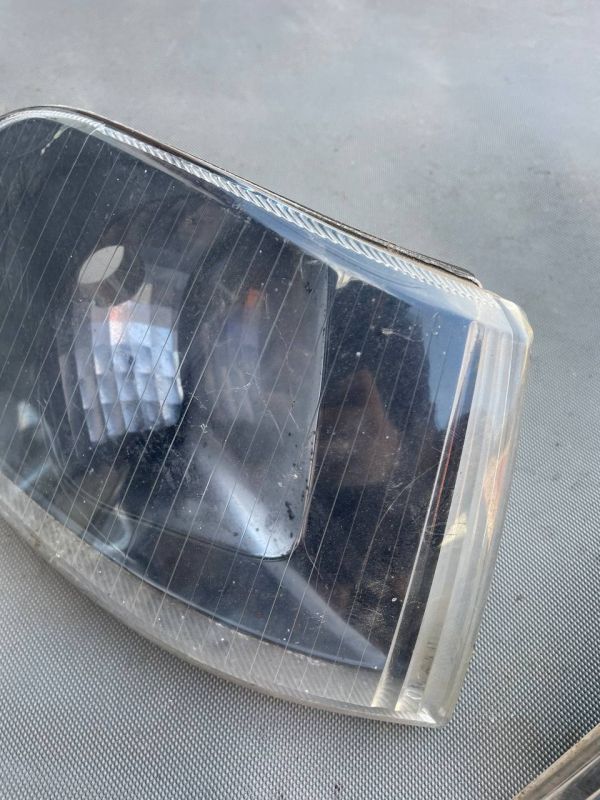 Поворотник лівий правий volvo s40 v40 рестайлінг 00-04 hella