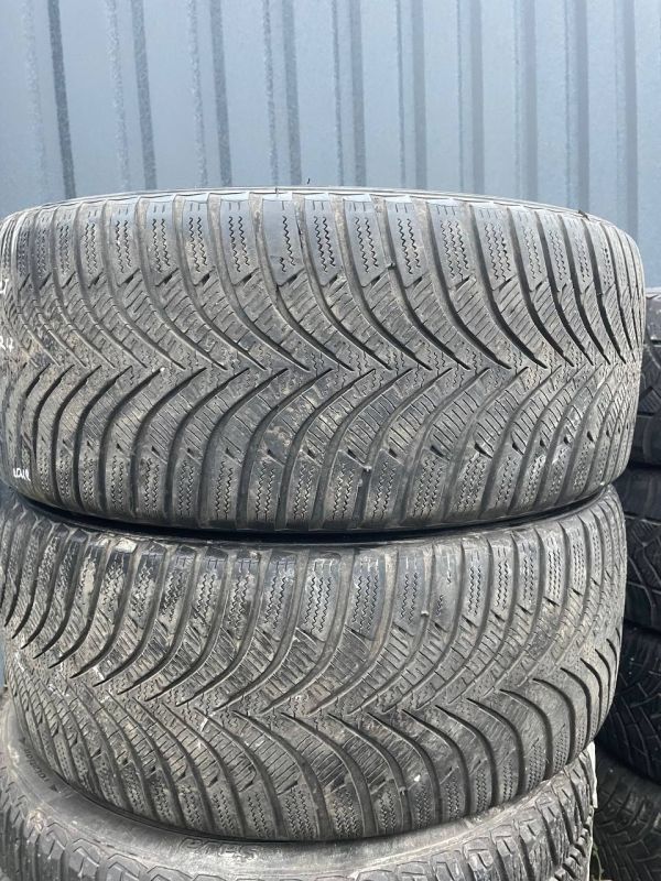 Шини комплект Sava 225/45 r17 зима Гума