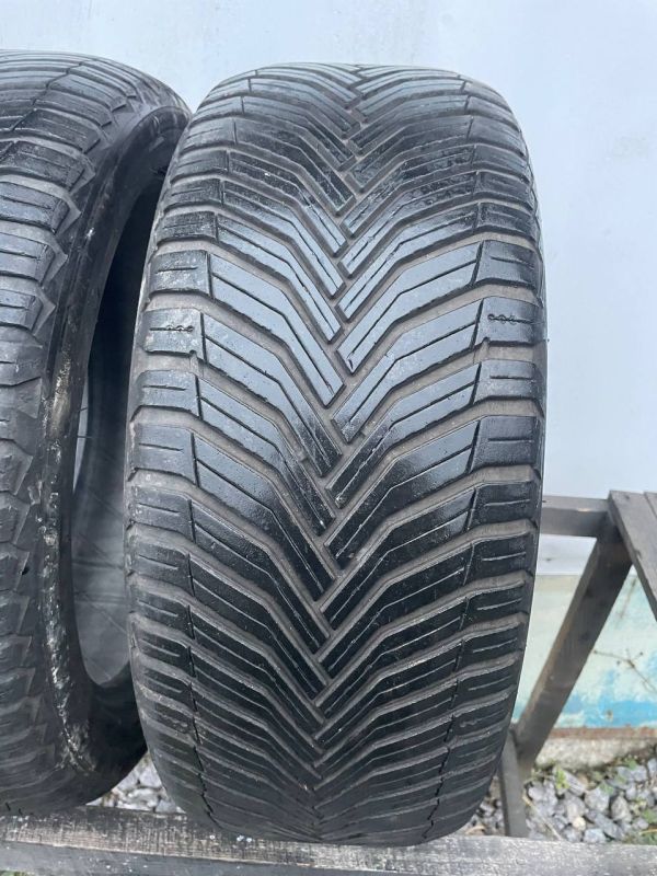 Шини пара Michelin 225/45 r17 все сезон резина