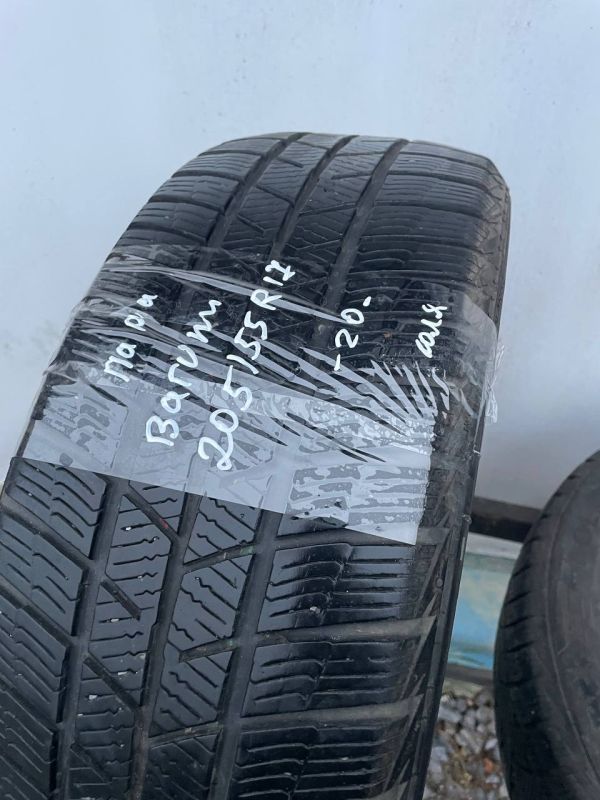 Шини пара Barum 205/55 r17 зима резина