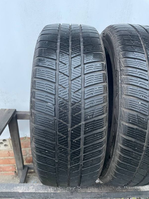 Шини пара Barum 205/55 r17 зима резина