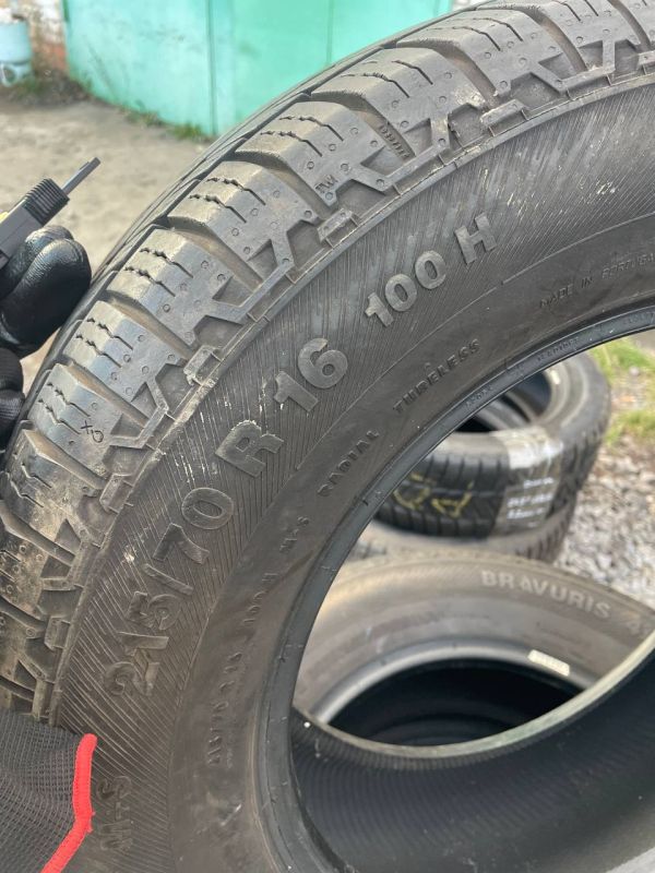 Шини комплект Barum 215/70 r16 літо резина