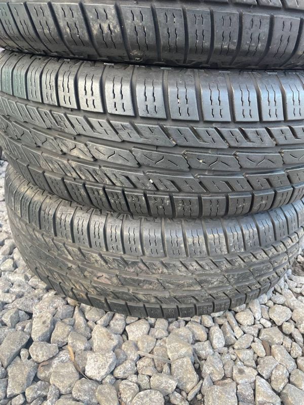 Шини комплект Barum 215/70 r16 літо резина