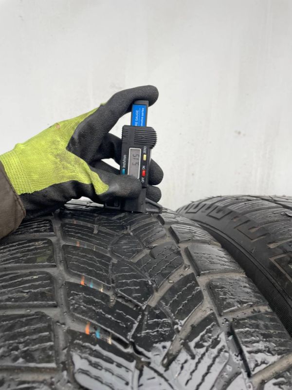 Шини Комплект або пара Fulda 235/65 r17 зима резина