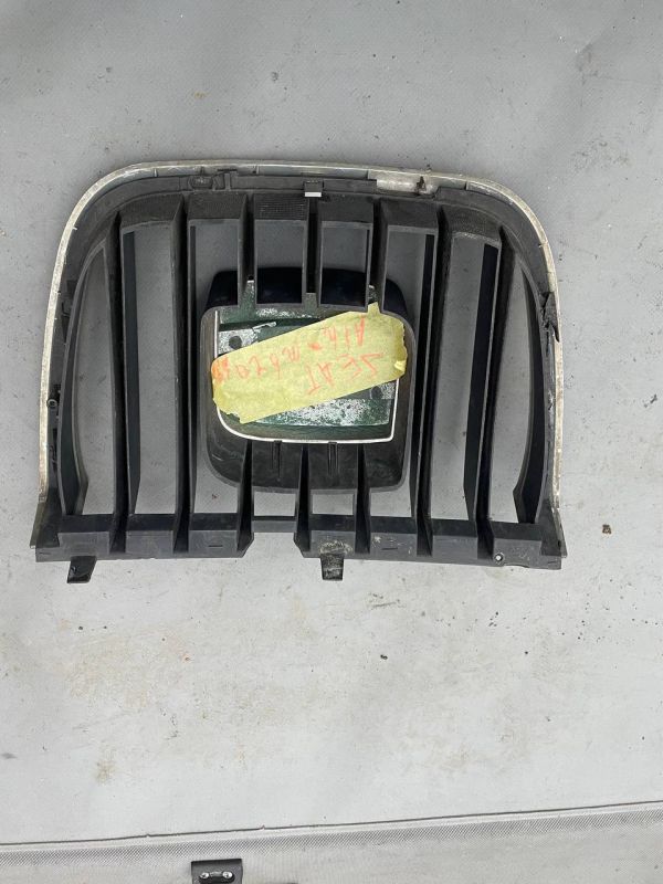 Решітка радіатора seat alhambra Решотка радиатора Сіат Алхамбра