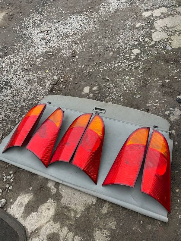 Стопи задні ліхтарі лівий правий Ford Focus Mk1 фари форд фокус мк1 