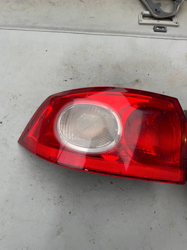 Стопи ліхтарі лівий renault laguna 2 рено лагуна фара ліхтар 