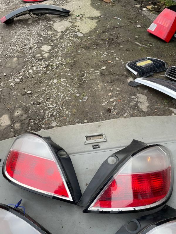 Фонар Опель Астра ліхтарі задні правий лівий Opel Astra H хетчбек