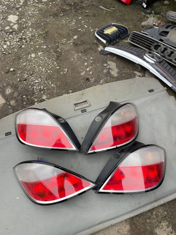 Фонар Опель Астра ліхтарі задні правий лівий Opel Astra H хетчбек