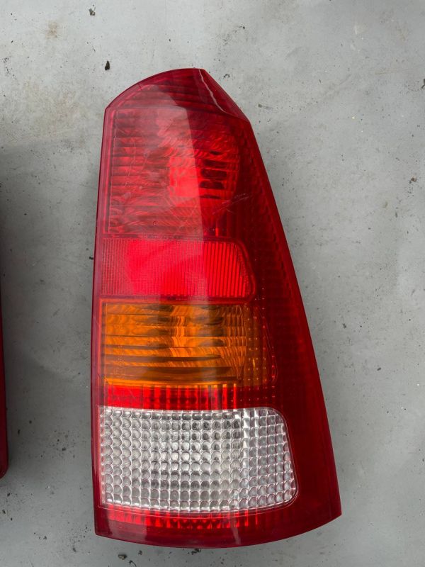 Стопи ліхтарі правий лівий Ford Focus 1 форд фокус фонар пара універсал