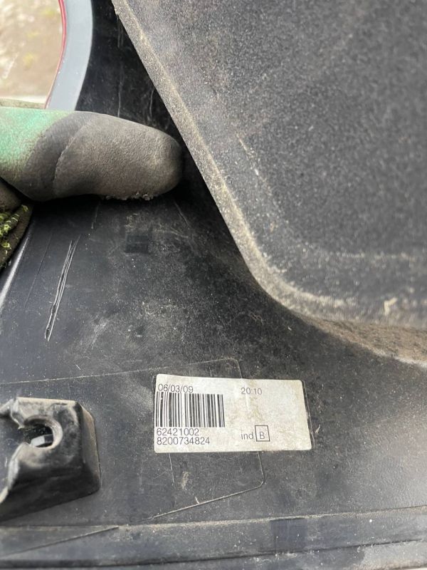 Ліхтар задній лівий Renault Sandero Stepway Рено Сандеро Степвей