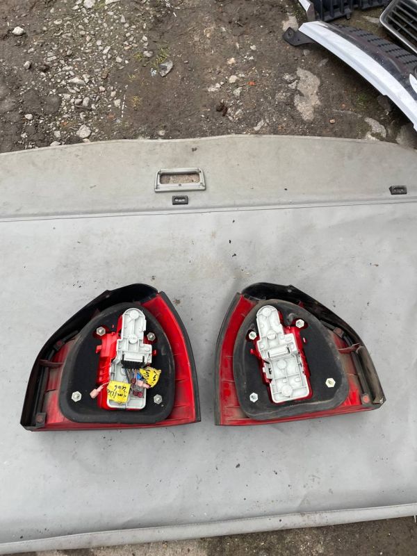 Ліхтарі стопи лівий правий Audi A3 96-06 фонарь стоп фара Ауді А3 Ауди 