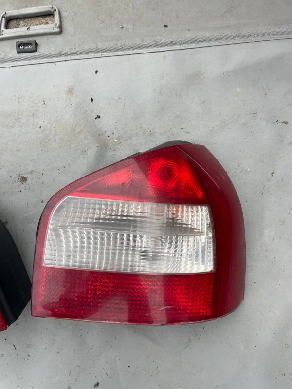 Ліхтарі стопи лівий правий Audi A3 96-06 фонарь стоп фара Ауді А3 Ауди 