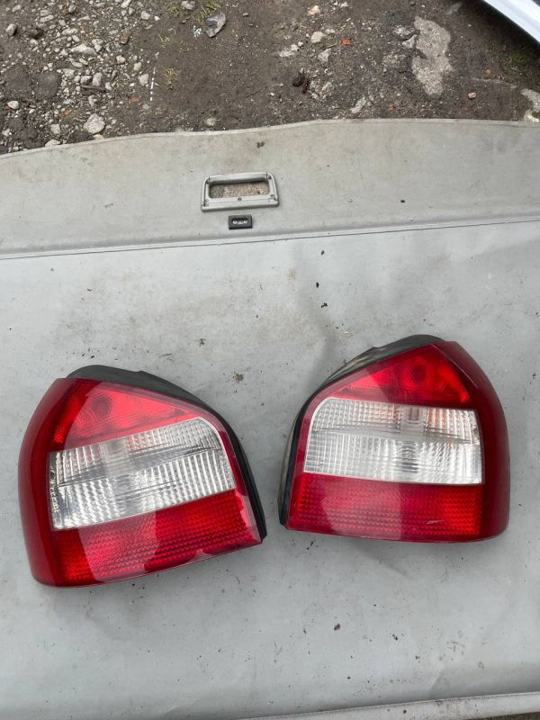 Ліхтарі стопи лівий правий Audi A3 96-06 фонарь стоп фара Ауді А3 Ауди 