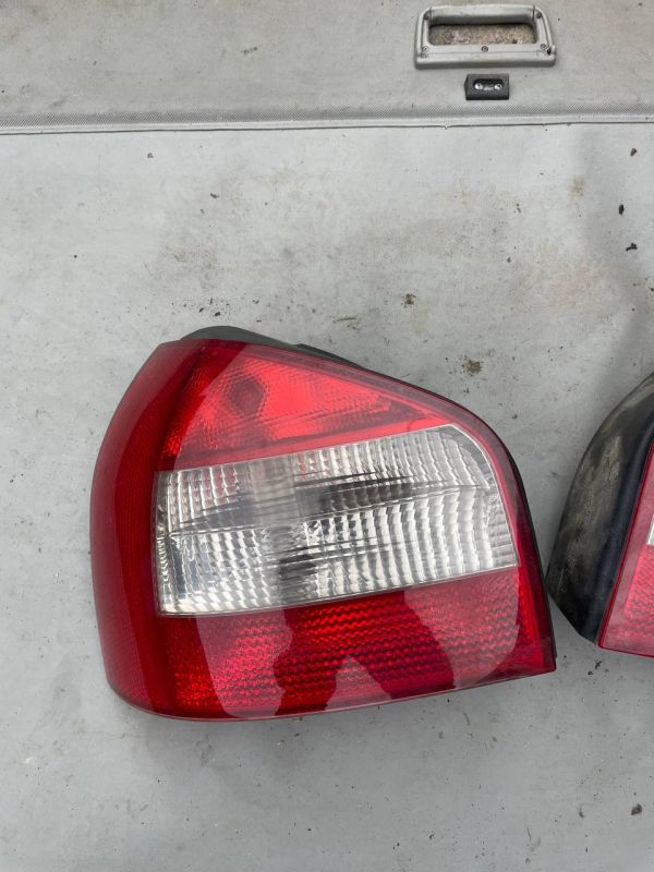Ліхтарі стопи лівий правий Audi A3 96-06 фонарь стоп фара Ауді А3 Ауди 