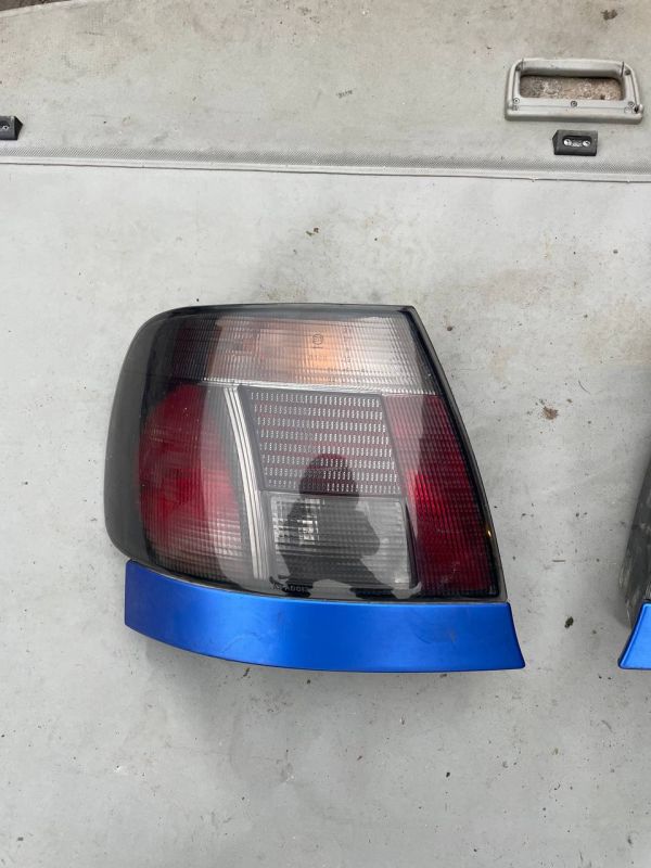 Cтопи ліхтарі задні лівий правий AUDI A4 B5 Ауді Фонарь