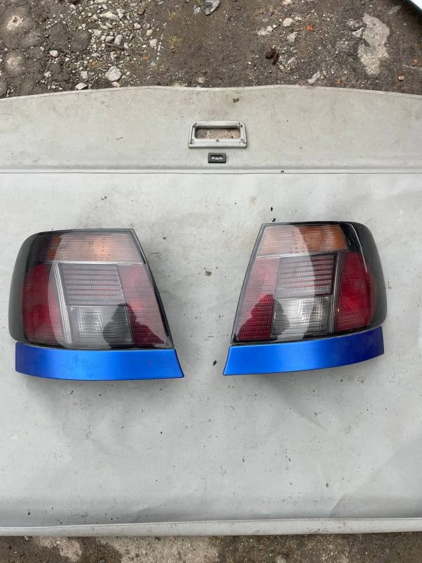 Cтопи ліхтарі задні лівий правий AUDI A4 B5 Ауді Фонарь