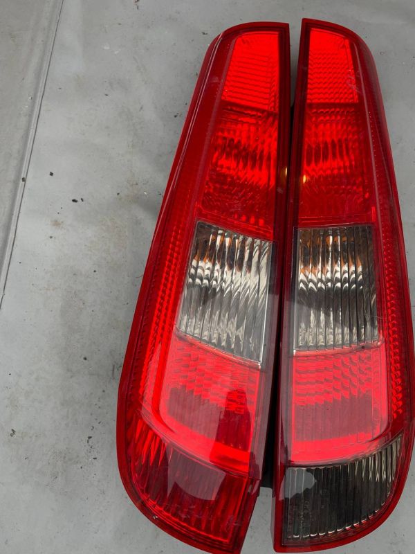 Ліхтарі задні правий лівий (стоп) Форд Фієста Ford Fiesta MK6