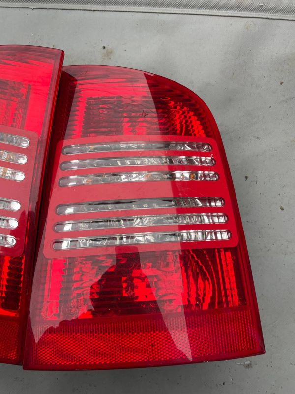 стопи задні фонарь ліхтар правий лівий Skoda octavia 1 шкода октавия Універсал