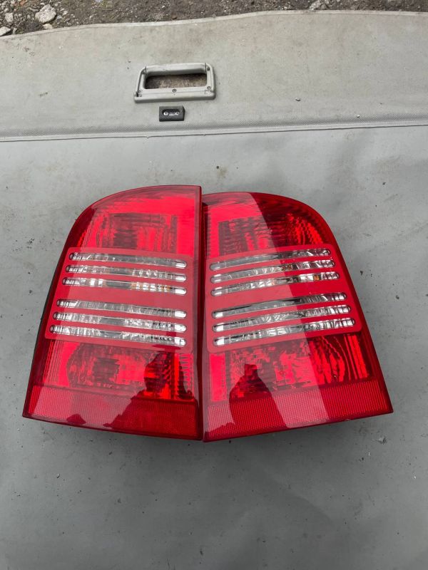 стопи задні фонарь ліхтар правий лівий Skoda octavia 1 шкода октавия Універсал