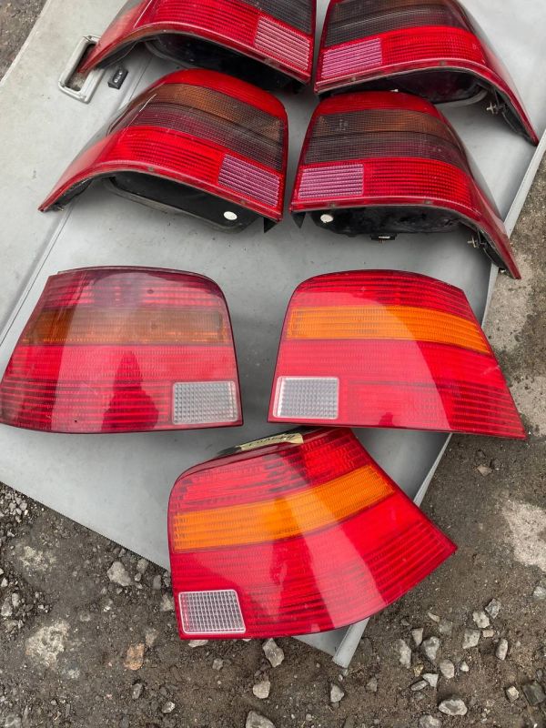 Задні ліхтарі,Стопи лівий правий Volkswagen Golf IV 4 хетчбек фонарь