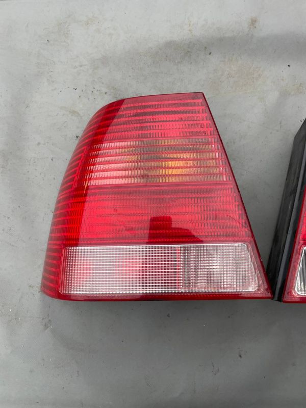 Задній ліхтар стоп лівий Volkswagen Bora Бора фонарь
