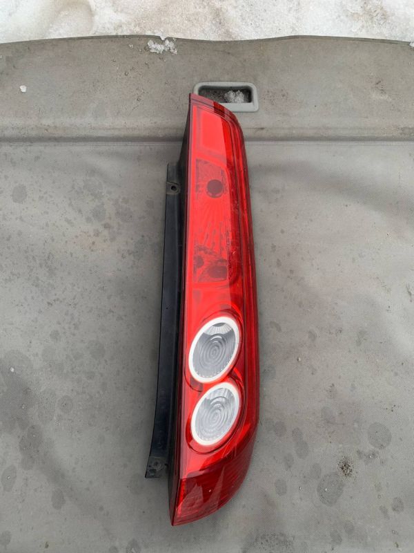 Ліхтар cтоп правий Ford Fiesta Форд Фієста