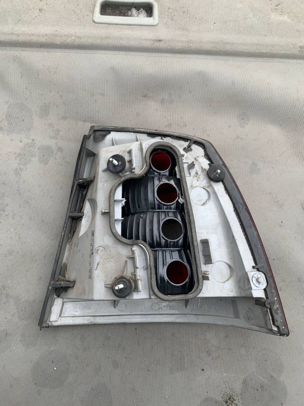 Стоп Фонарь задний лівий  ліхтар Opel Astra G хетчбэк