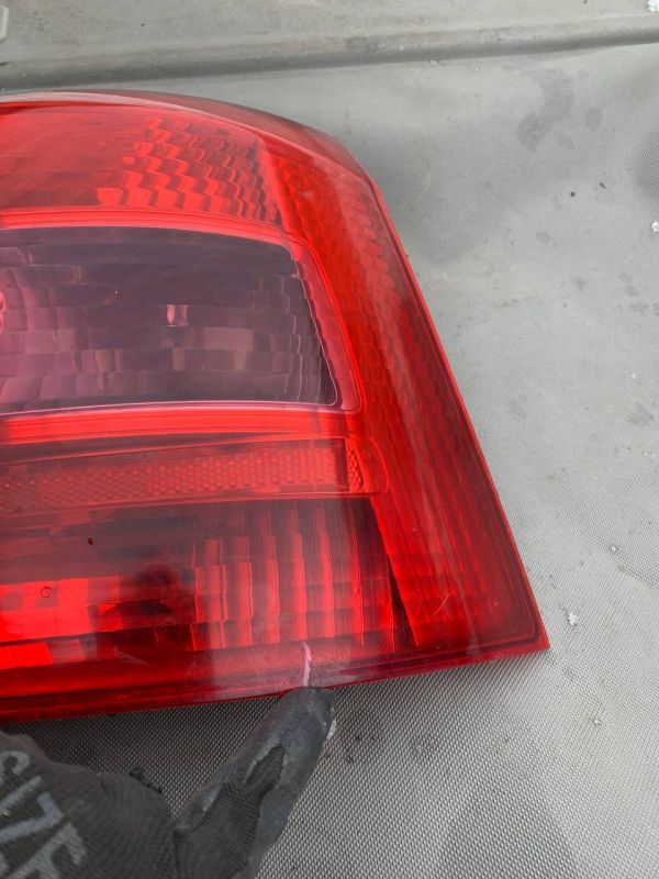 Задній ліхтар правий стоп Honda Civic хатчбек Фонарь Уцінка