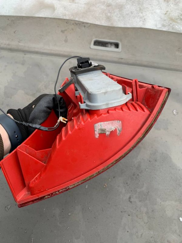 Стоп лівий ліхтар Renault Clio 2 Фонарь уцінка