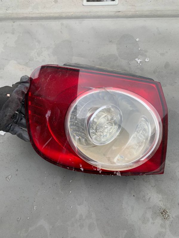 Стоп задній ліхтар лівий фонарь гольф 5 плюс golf V plus Уцінка